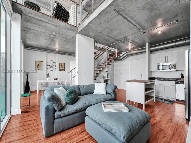 Property photo # 0