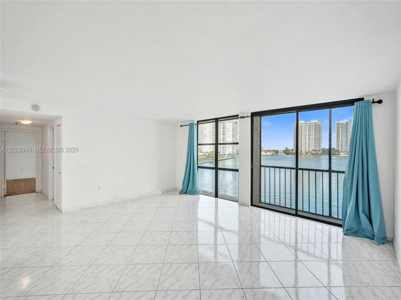 Comprar apartamento en Fairview House S403