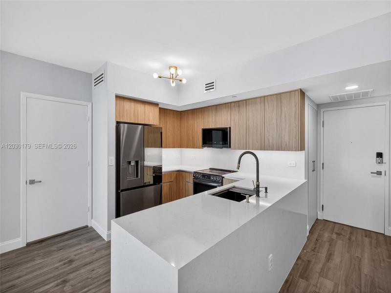 Property photo # 8