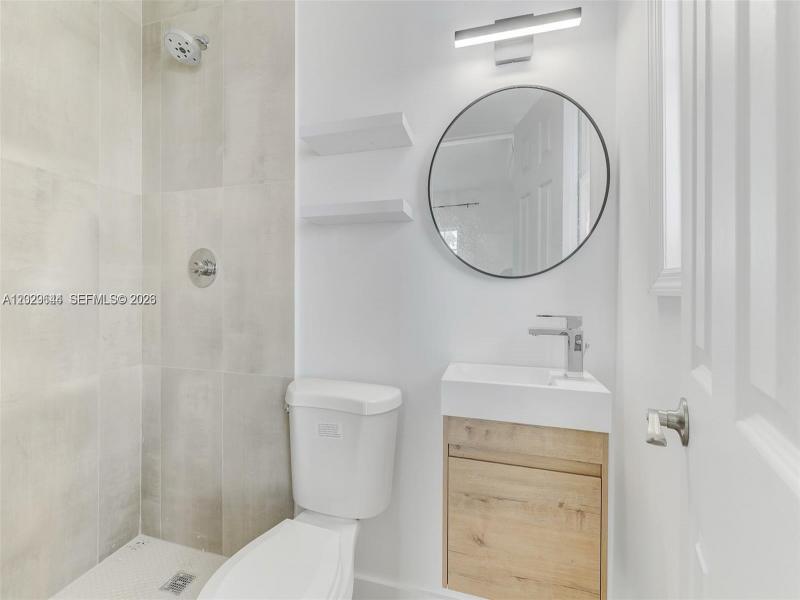 Property photo # 9