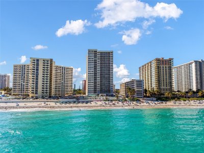 Parker Tower Apt #208