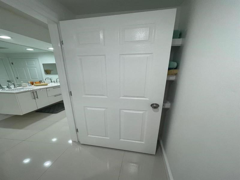 Comprar apartamento en Village by the Bay 12114