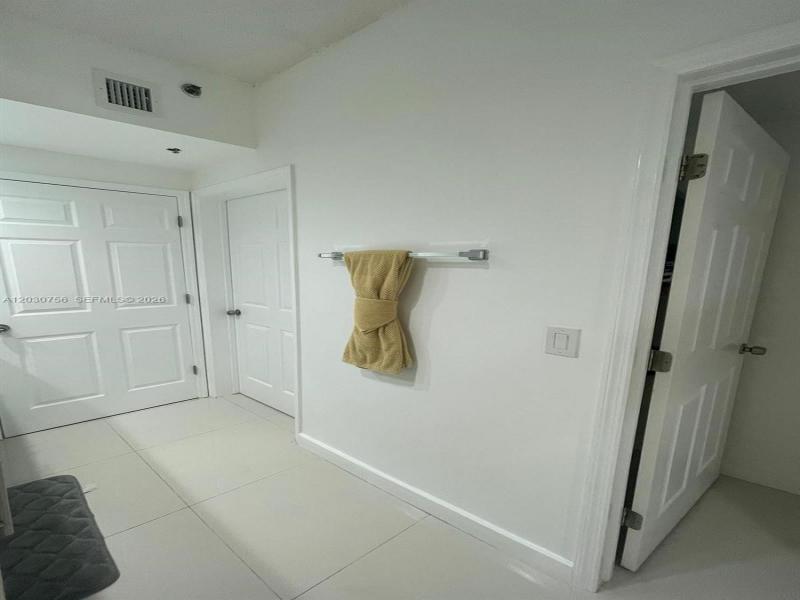 Comprar apartamento en Village by the Bay 12114