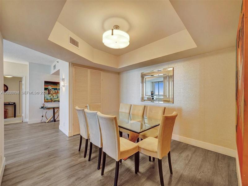 Comprar apartamento en Hamptons West 1609