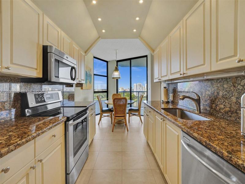 Comprar apartamento en Hamptons West 1609