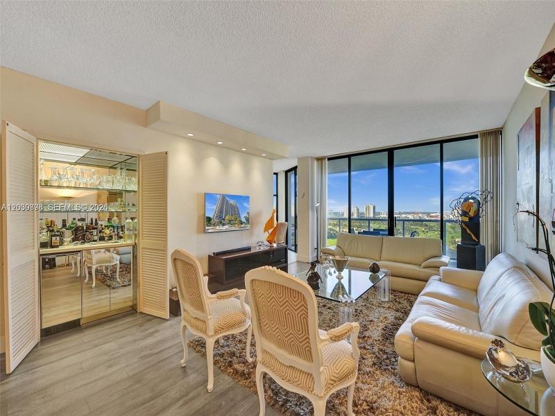 Comprar apartamento en Hamptons West 1609