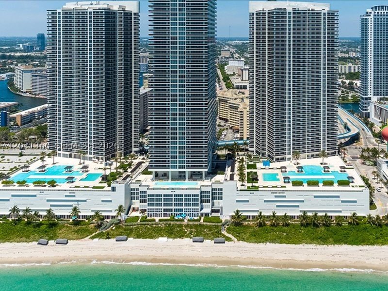 Beach Club Three Apt #3101