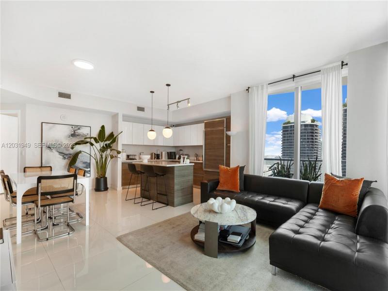 1100 Millecento Apt #3810