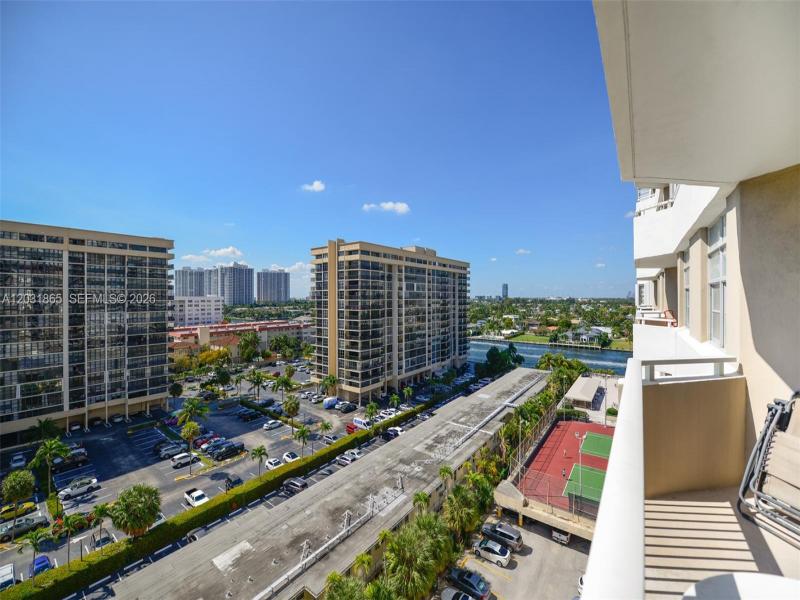 Condo for sale at The Hemispheres 4G