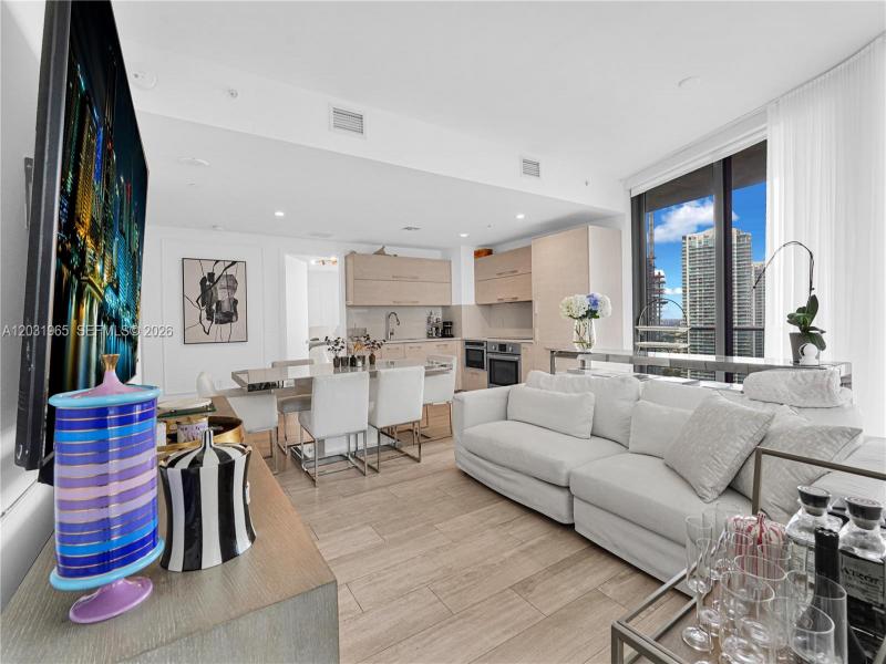 Property photo # 2