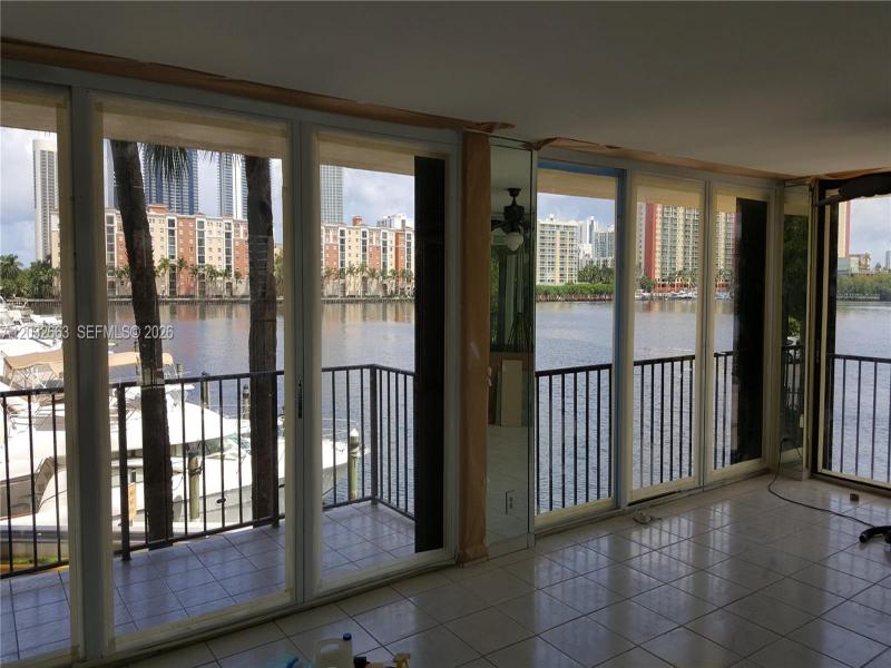 Property photo # 0