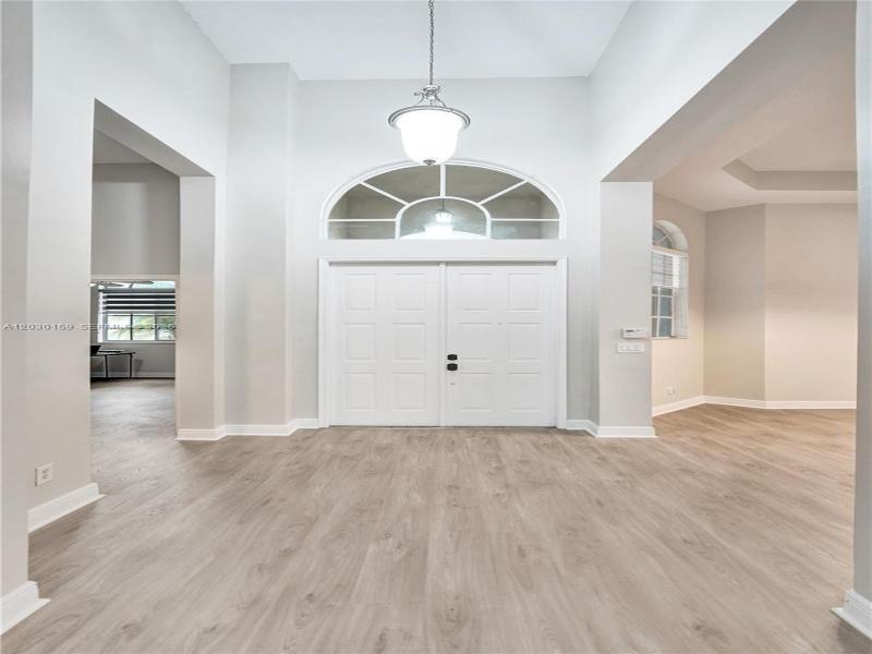 Property photo # 6