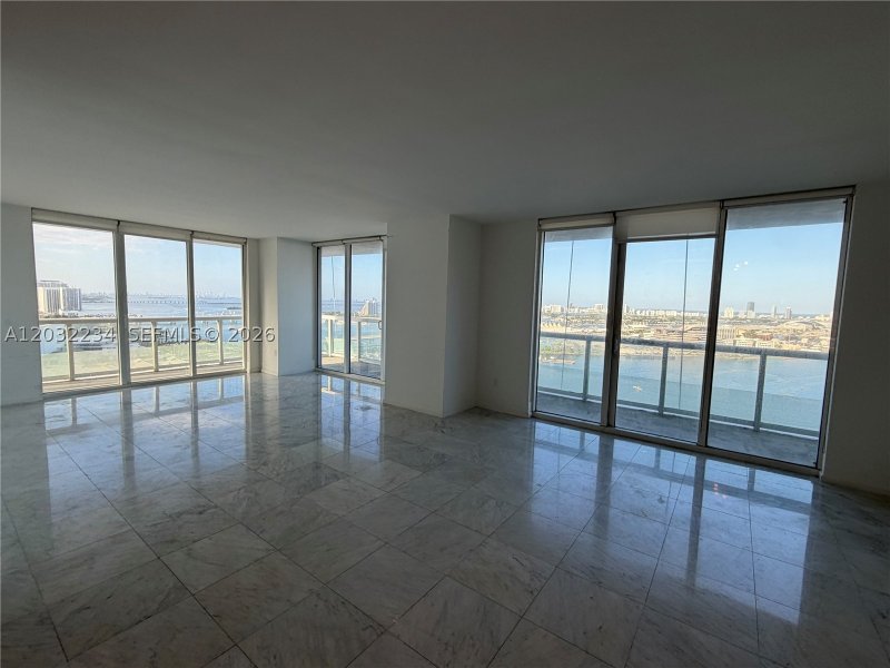 Apartment for rent at 50 Biscayne 2902