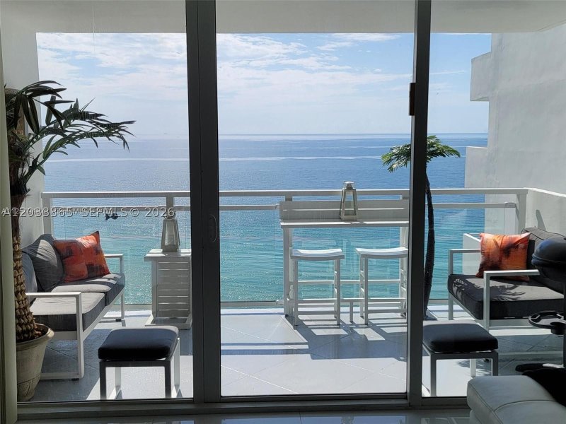Condo for sale at Parker Plaza Estates 1815
