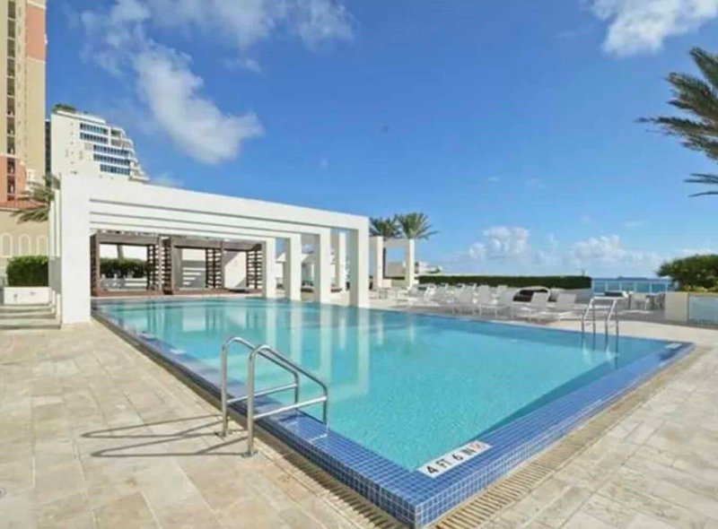 Condo for sale at Las Olas Beach Club 1706