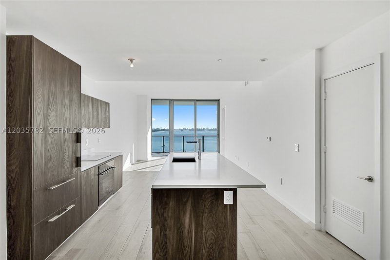 Apartment for rent at Gran Paraiso 904