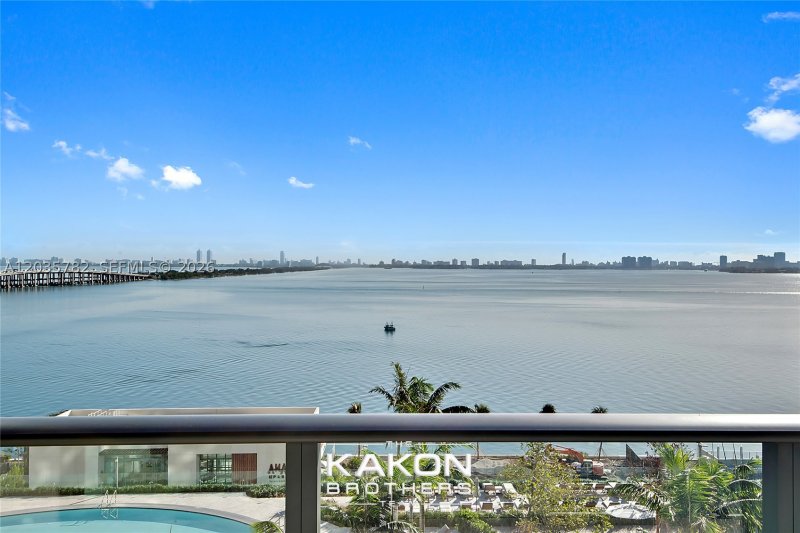 Apartment for rent at Gran Paraiso 904
