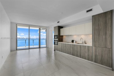 Biscayne Beach Apt #1806