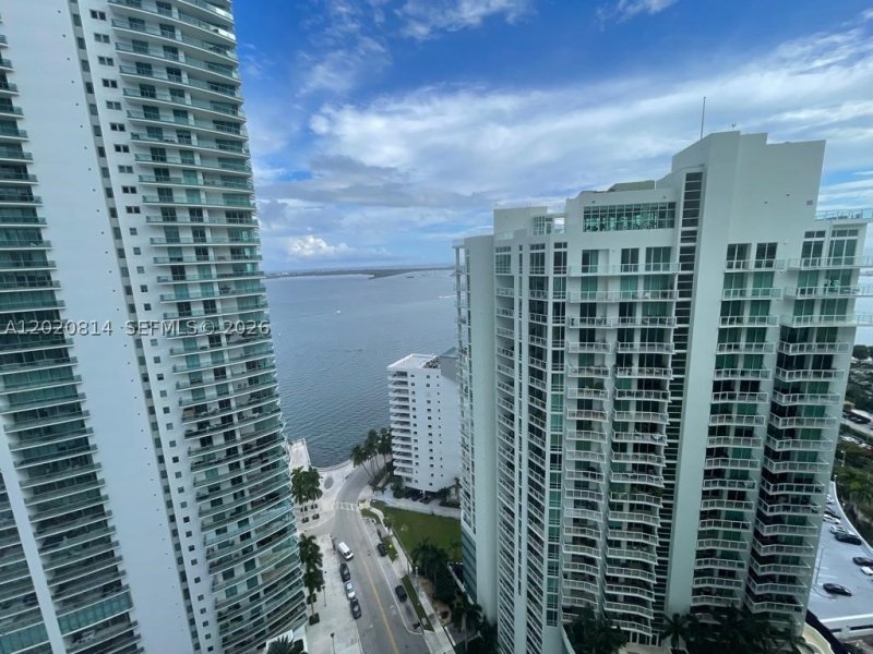 Apartment for rent at Brickell House Condo 1805