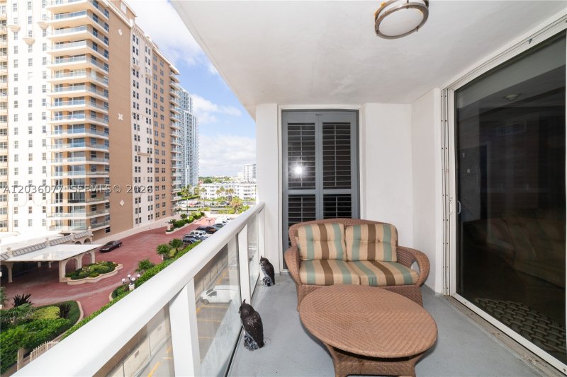 Apartment for rent at La Mer Estates 604
