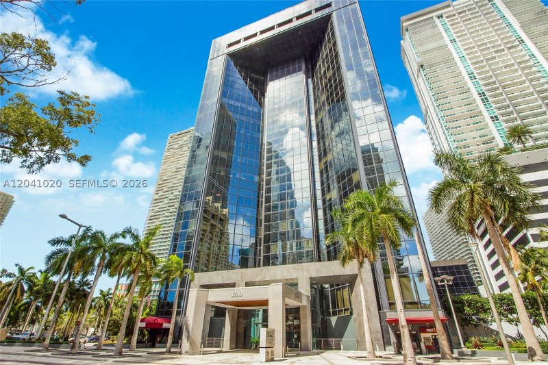The Club At Brickell Bay Apt #1270-A-D