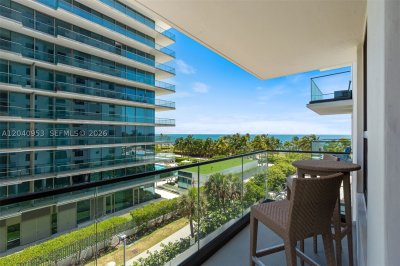 The Plaza Bal Harbour Apt #521