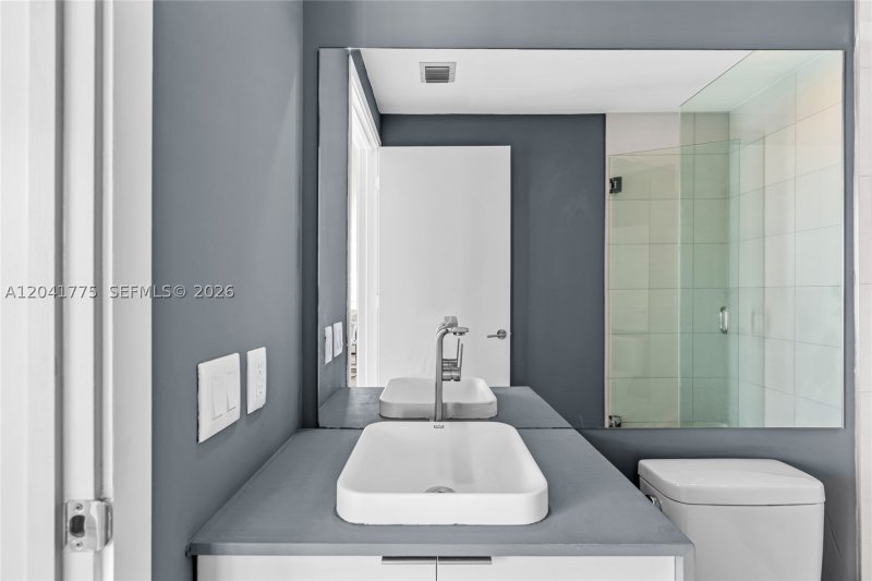 Apartment for rent at Biscayne Beach 1609