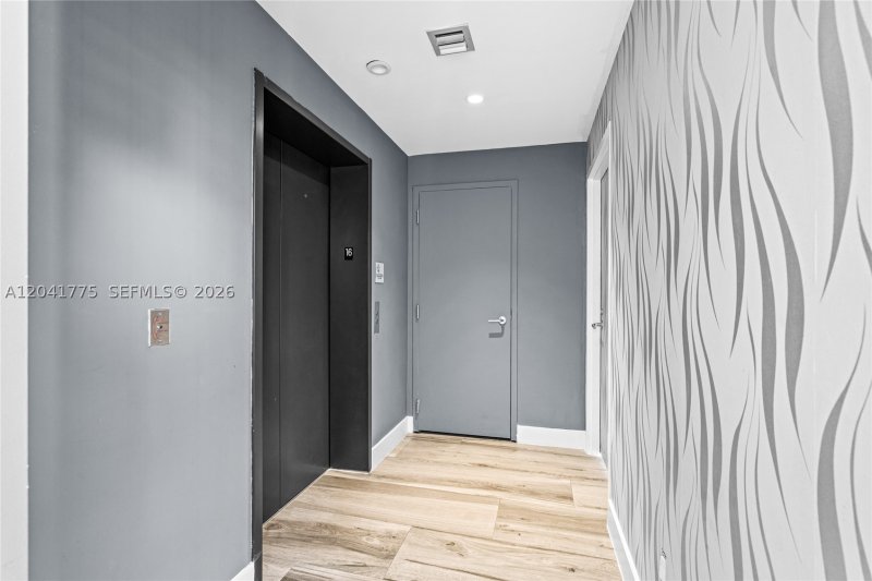 Apartment for rent at Biscayne Beach 1609
