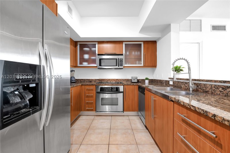 Apartment for rent at Puerta De Palmas 910