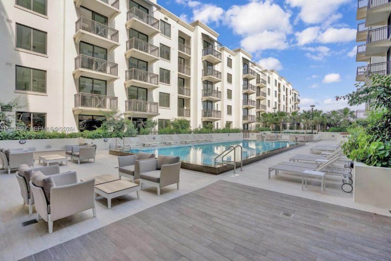 Alquiler de apartamento en Merrick Manor 204