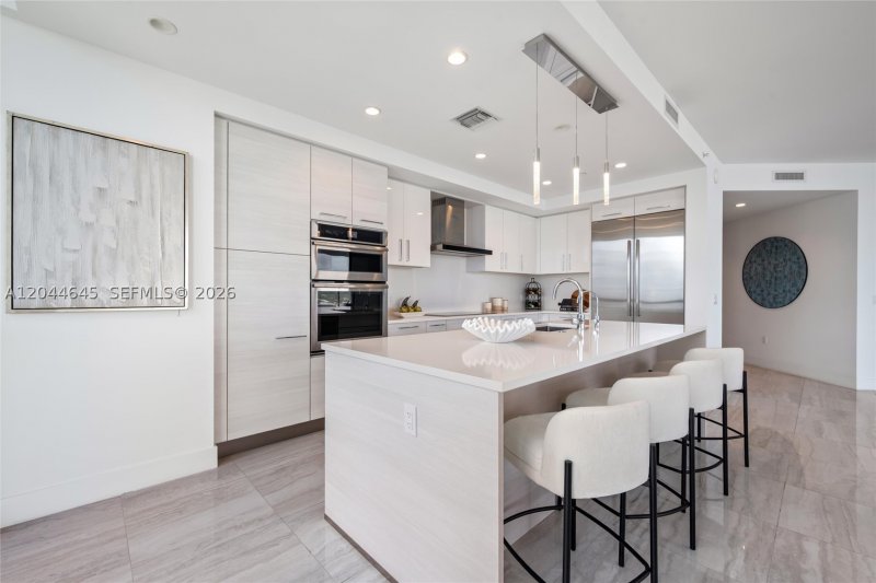 Condo for sale at 100 Las Olas 3201