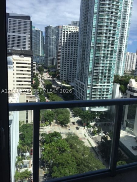 Aluguel de apartamento no Avenue on Brickell 1060 Tower 1901