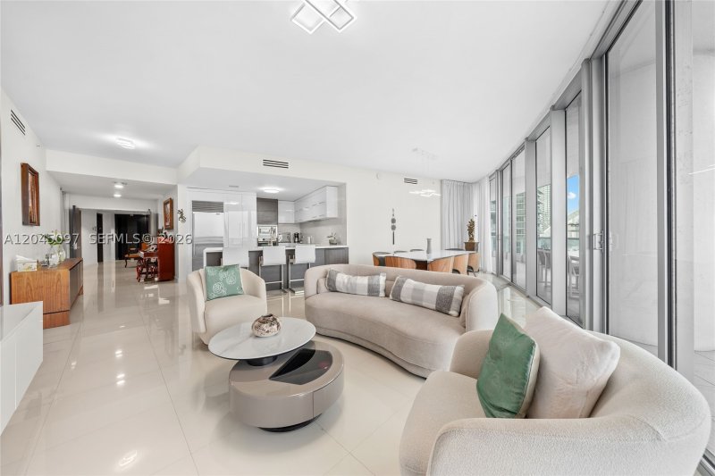 Comprar apartamento no 900 Biscayne 2506