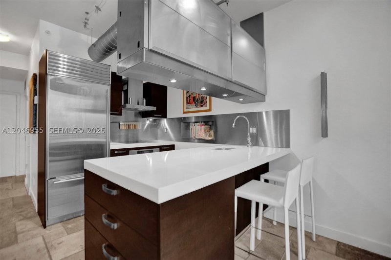 Property photo # 0