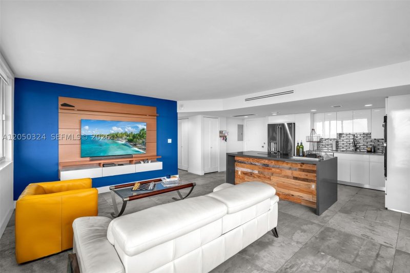 Apartment for rent at Burleigh House 736