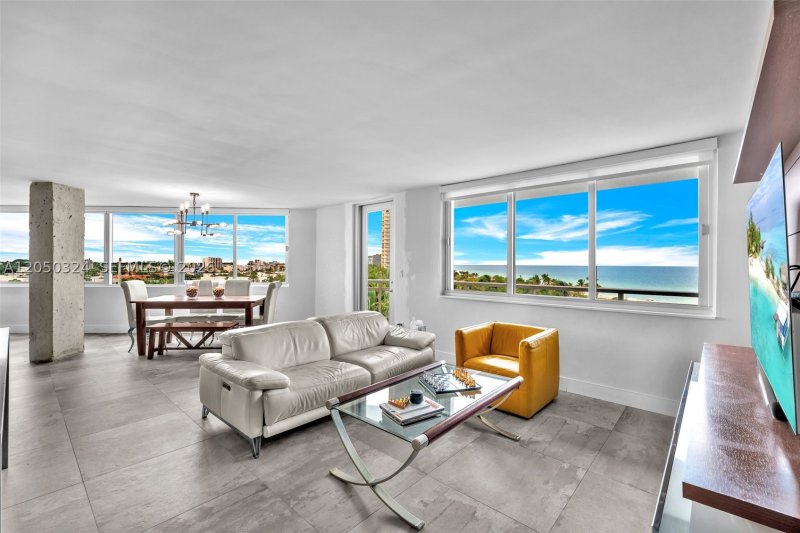 Apartment for rent at Burleigh House 736