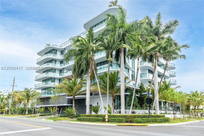 Alana Bay Harbor Island Apt #502