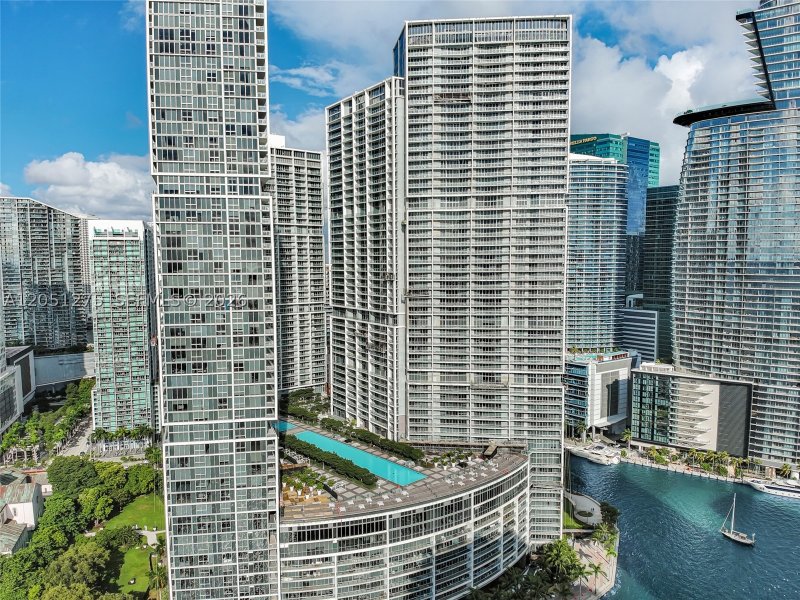 Icon Brickell Tower I Apt #3111