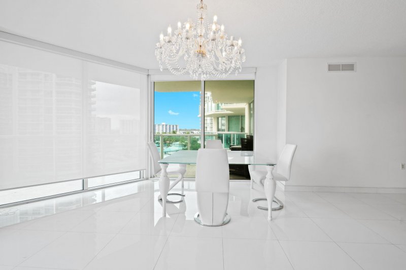 Condo for sale at St Tropez 2-806