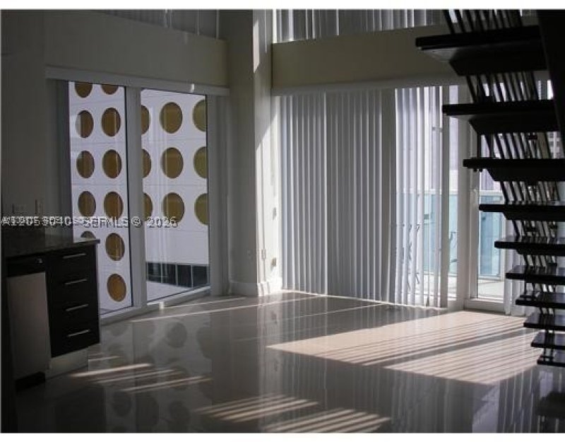 Alquiler de apartamento en Brickell on the River South 402