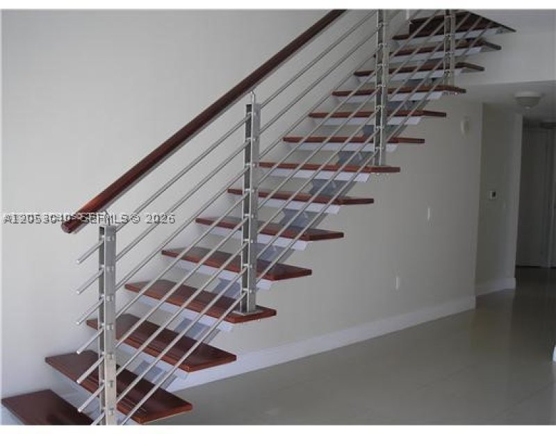 Alquiler de apartamento en Brickell on the River South 402
