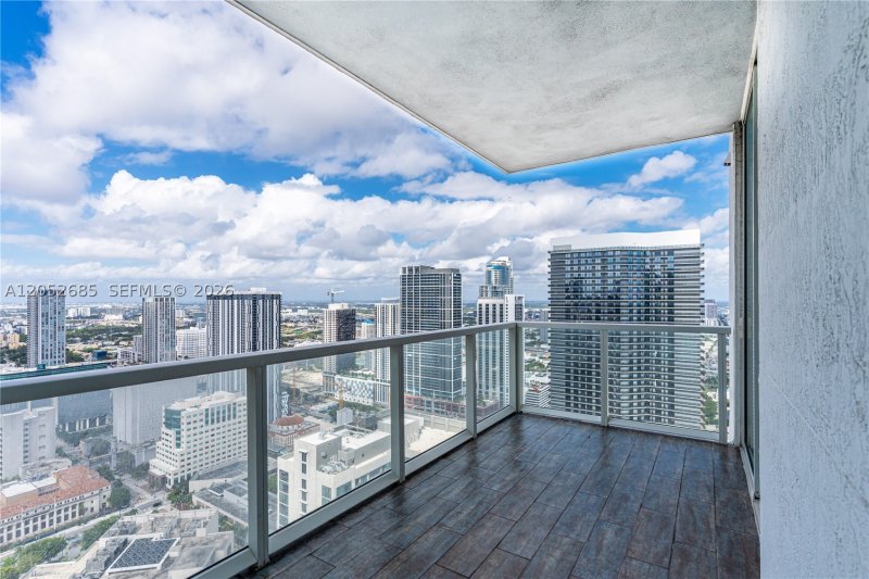 Apartment for rent at Vizcayne Everglades On The Bay 4708