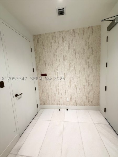 Apartment for rent at Una Residences at Brickell 902
