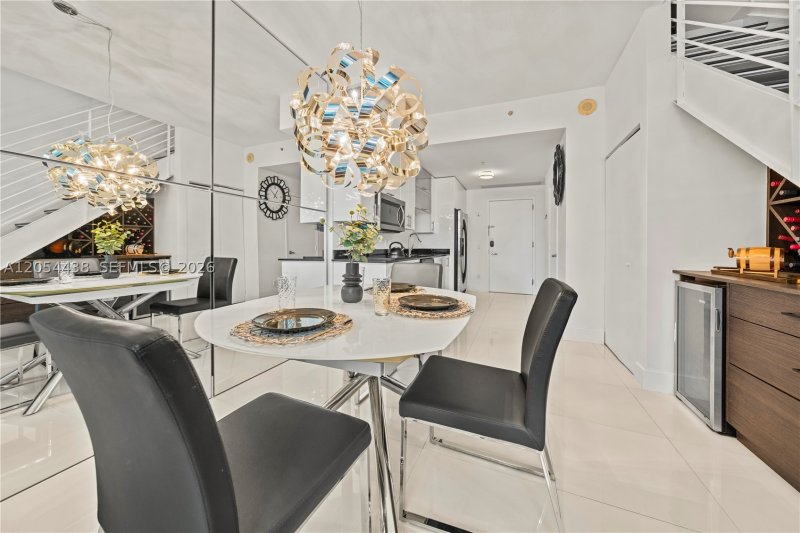 Apartment for rent at Infinity on Brickell 2422