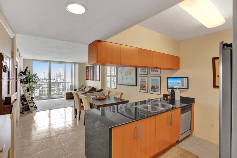 Apartment for rent at Opera Tower 2206