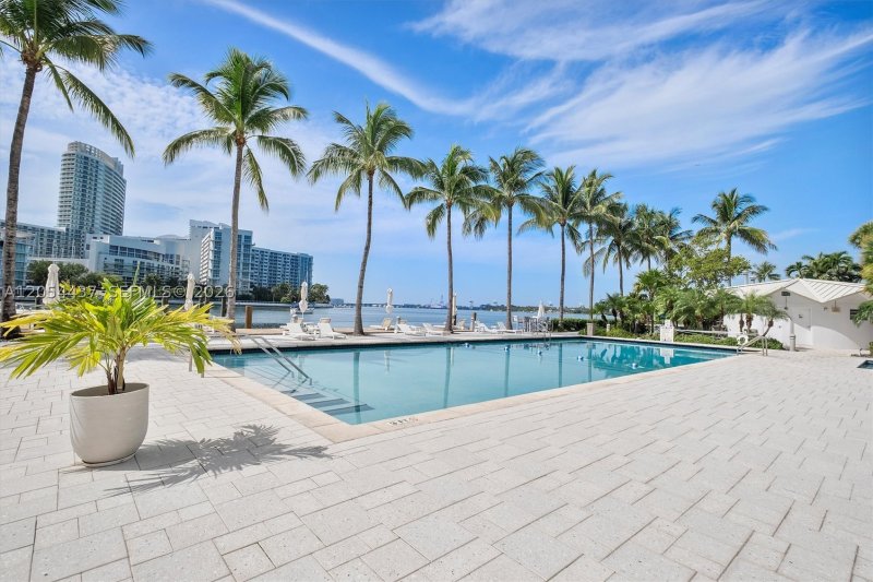 Condo for sale at Belle Plaza 315