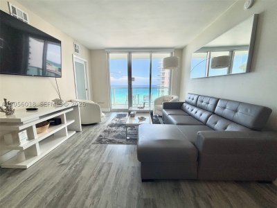 Tides Hollywood Beach Apt #10L