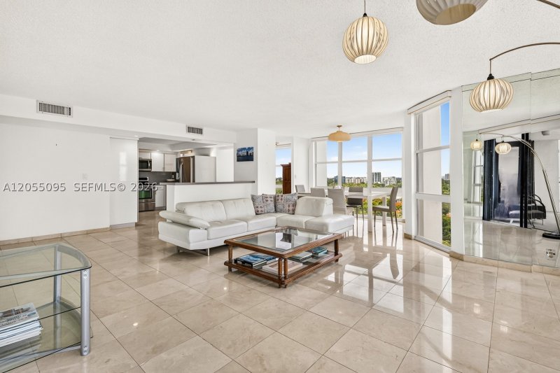 Comprar apartamento no Brickell Place B1109