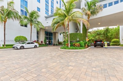 Marina Palms Yacht Club Apt #603
