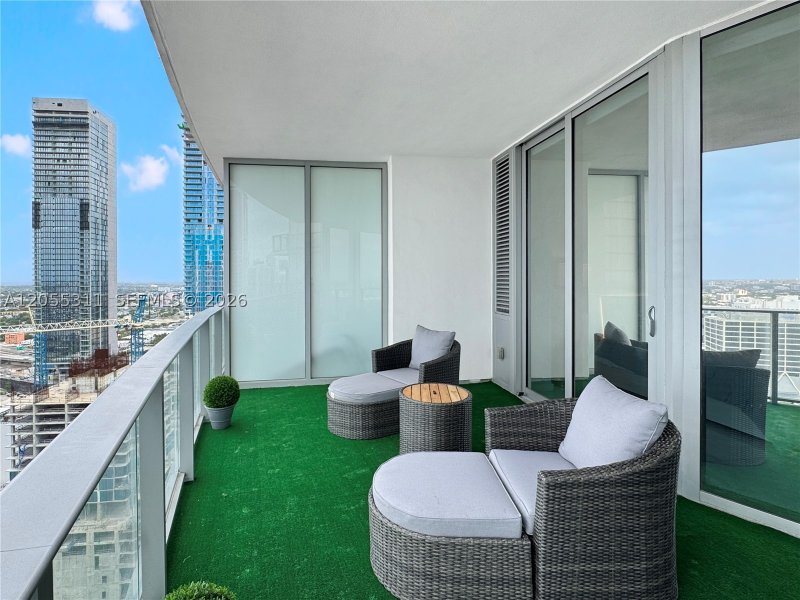 Alquiler de apartamento en Paramount Miami WorldCenter 3210